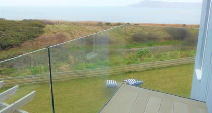 Freier Panoramablick auf das Meer