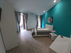 Apartment, 2 Bedrooms, Smoking, Balcony | 2 bedrooms, iron/ironing board, WiFi - Dormire a Napoli Centro Holiday House (Naples)