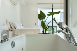 4 habitaciones y caja de seguridad en la habitación 