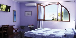 In-room safe, cribs/infant beds, free WiFi, bed sheets - Locanda Il Senatore (Lerici)