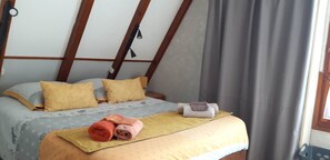 1 bedroom, iron/ironing board, free WiFi, bed sheets