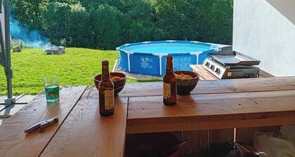 Top villa for families: pool, games, aperitifs, beaches and mountains nearby!