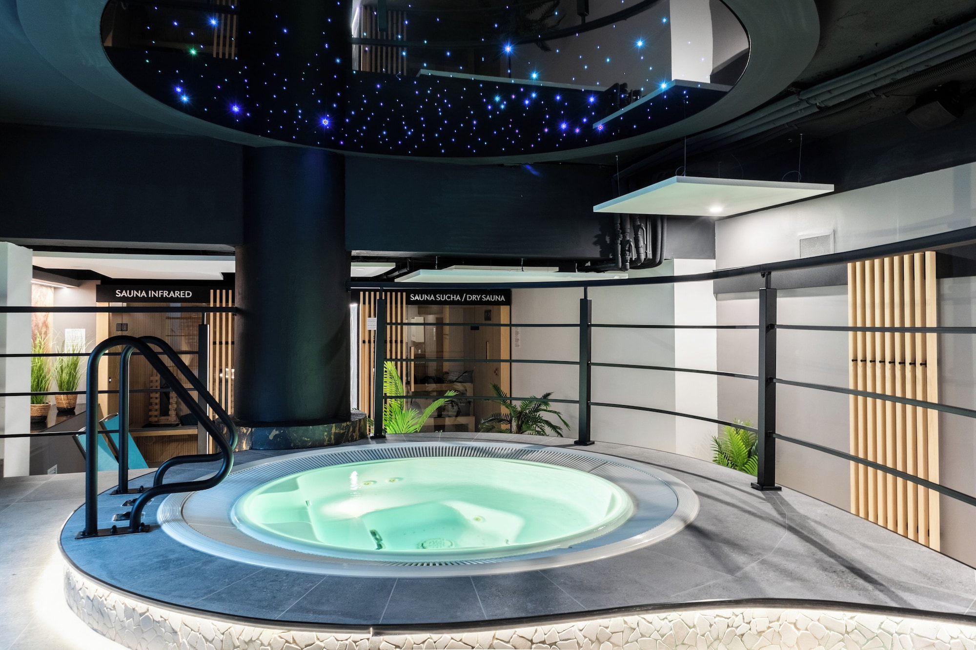 4 Star Hotels