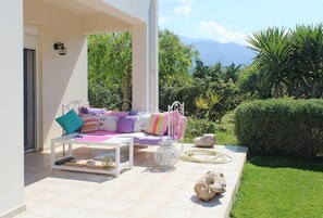 Villa, 2 soverom, terrasse | Terrasse/patio