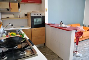Maison, 2 chambres, balcon, vue ville | Intérieur