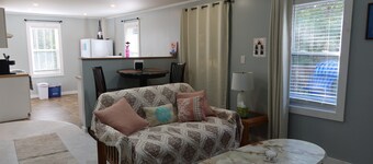 Pleasant Village Unidad 6