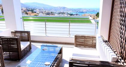 Luxurious Brand New Flat Sea View