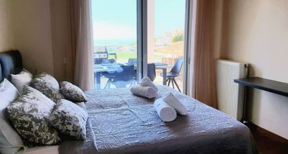 Luxurious Brand New Flat Sea View