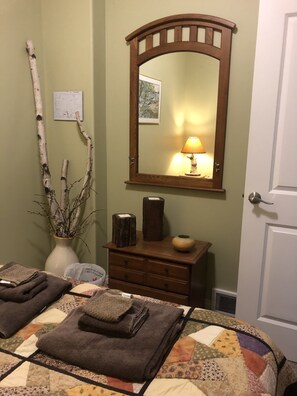 Economy Double Room | Pillowtop beds, individually decorated, blackout drapes, soundproofing - Pebble Springs BnB (Lester Beach)