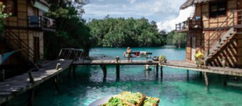 Native Cottage in a Private Lagoon near Sohoton Room L2