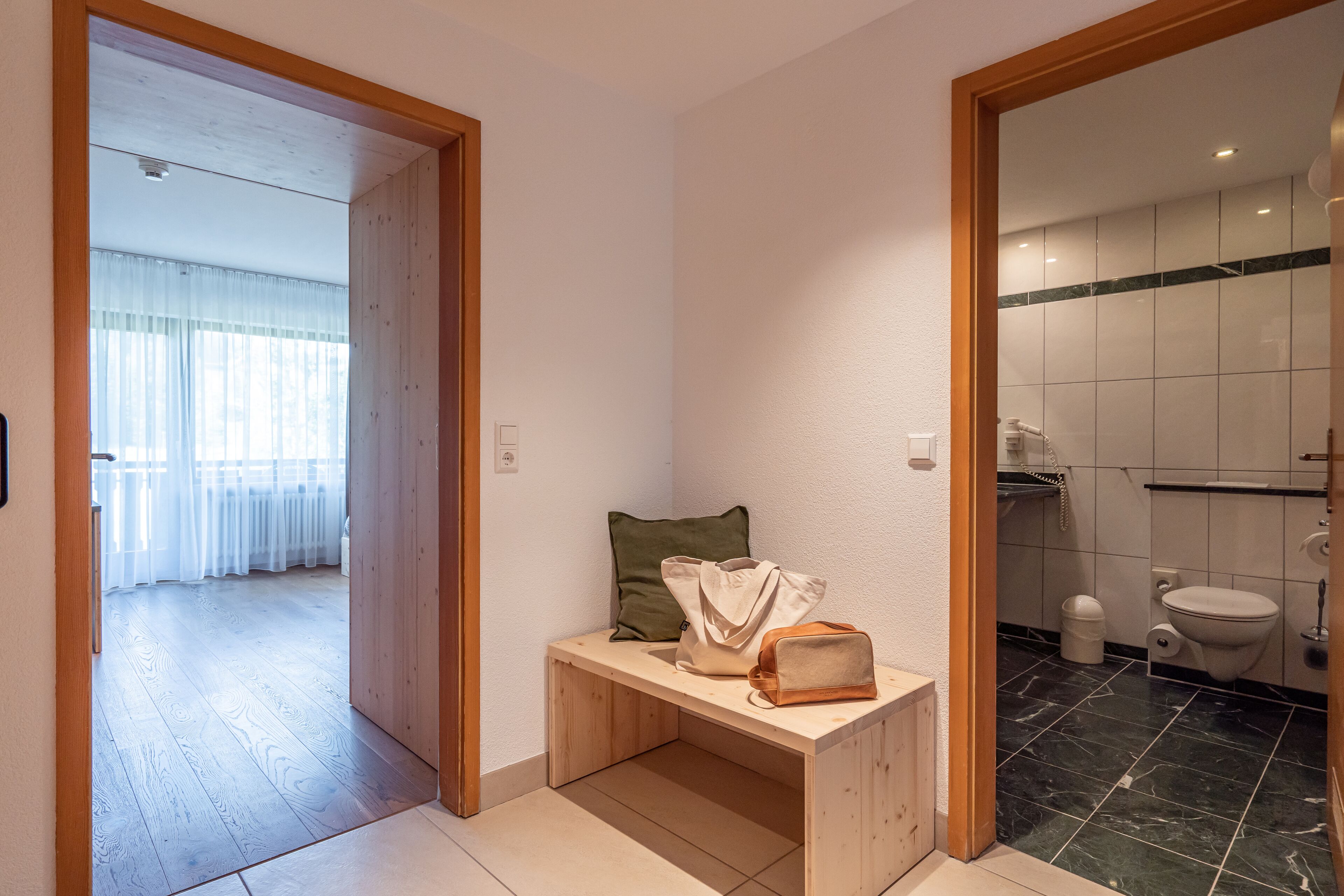 family apartment | hypo-allergenic bedding, desk, blackout curtains, iron/ironing board