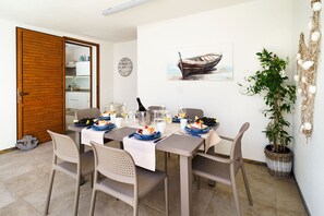 Casa, 3 camere da letto | Pasti in camera