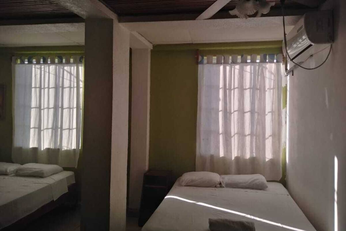 Single Room | Bed sheets