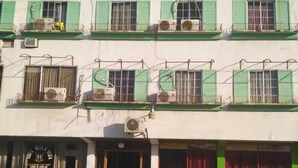 Front of property - Hotel Bella Vista (Tela)