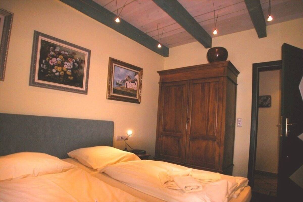 Apartment (Kapitänshaus) | 2 Schlafzimmer, Daunenbettdecken, individuell dekoriert