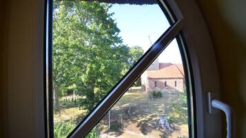 Quang cảnh từ phòng