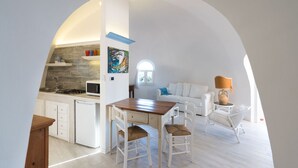 Interior - Villa del Mito (Syracuse)