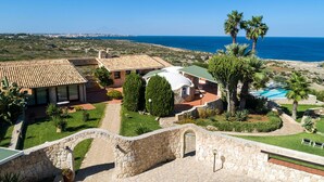 Exterior - Villa del Mito (Syracuse)