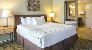 1 soverom, strykejern/-brett, internettilgang og sengetøy