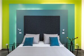 Deluxe Double or Twin Room, City View | Egyptian cotton sheets, premium bedding, down comforters - Circle In The Square (Rome)