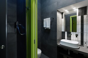 Deluxe Double or Twin Room, City View | Egyptian cotton sheets, premium bedding, down comforters - Circle In The Square (Rome)
