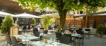 Ochsen Lodge by Ochsen Lenzburg