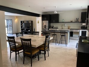 Dining - Centro Mérida Mexico  single level 2 bedroom house (Mérida)