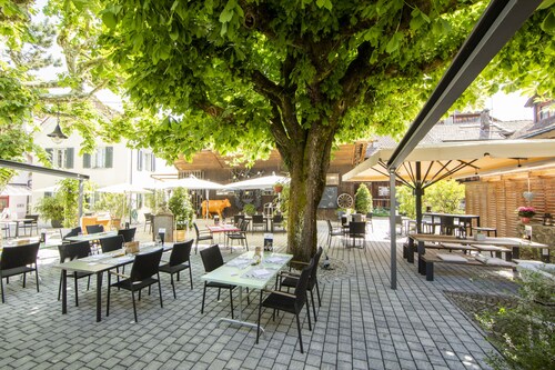 Gartenhaus by Ochsen Lenzburg