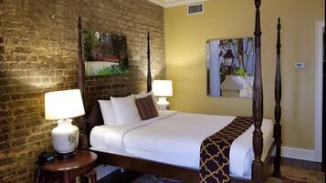 Fer et planche Ă repasser, accĂšs Internet, draps fournis