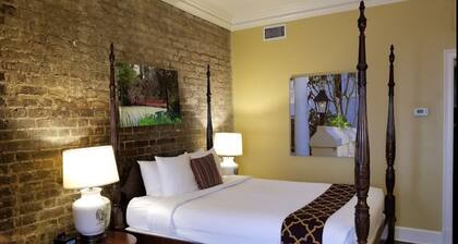The Lodge Alley Inn in the heart of Charleston!