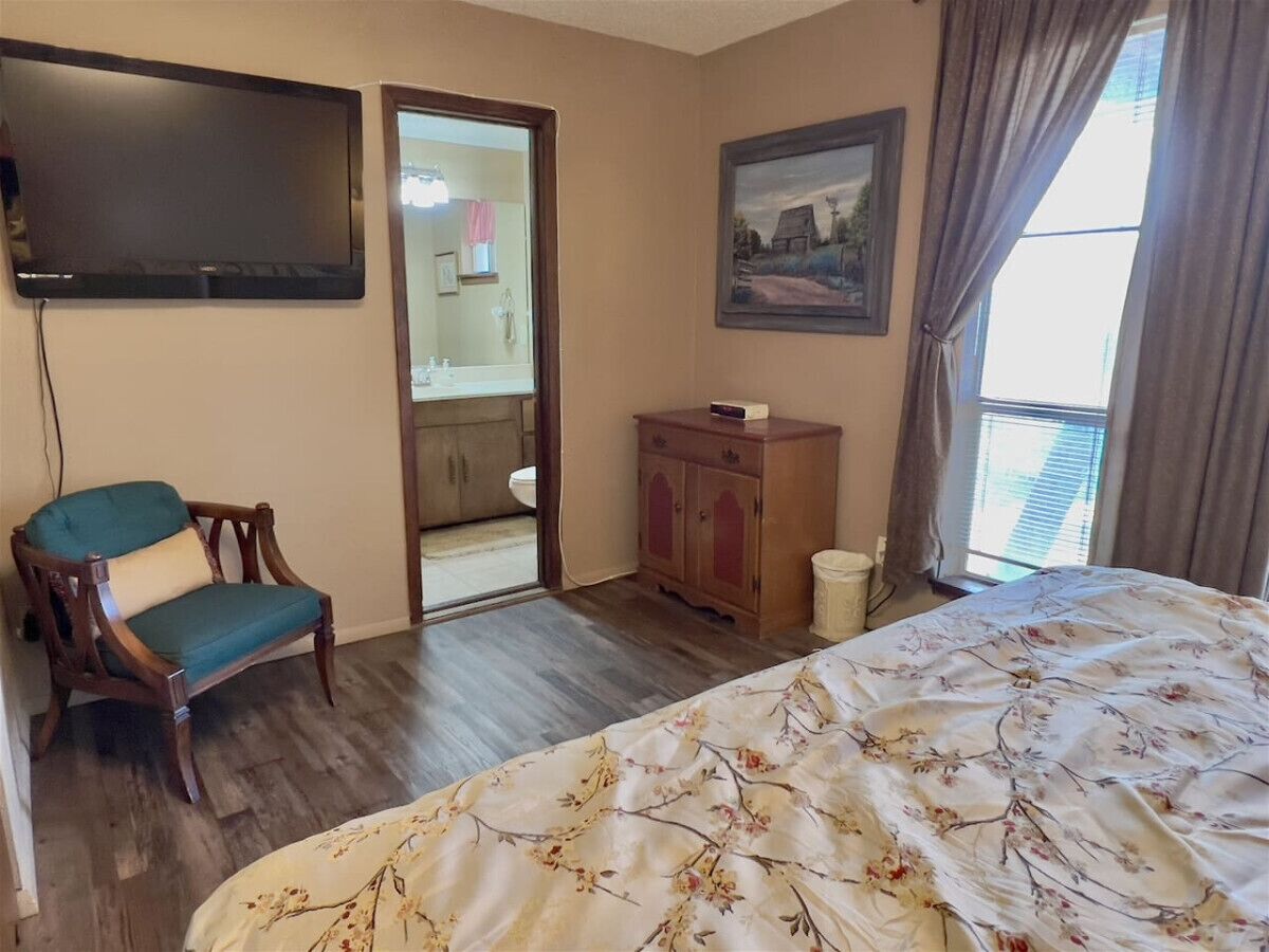 2 bedrooms, free WiFi