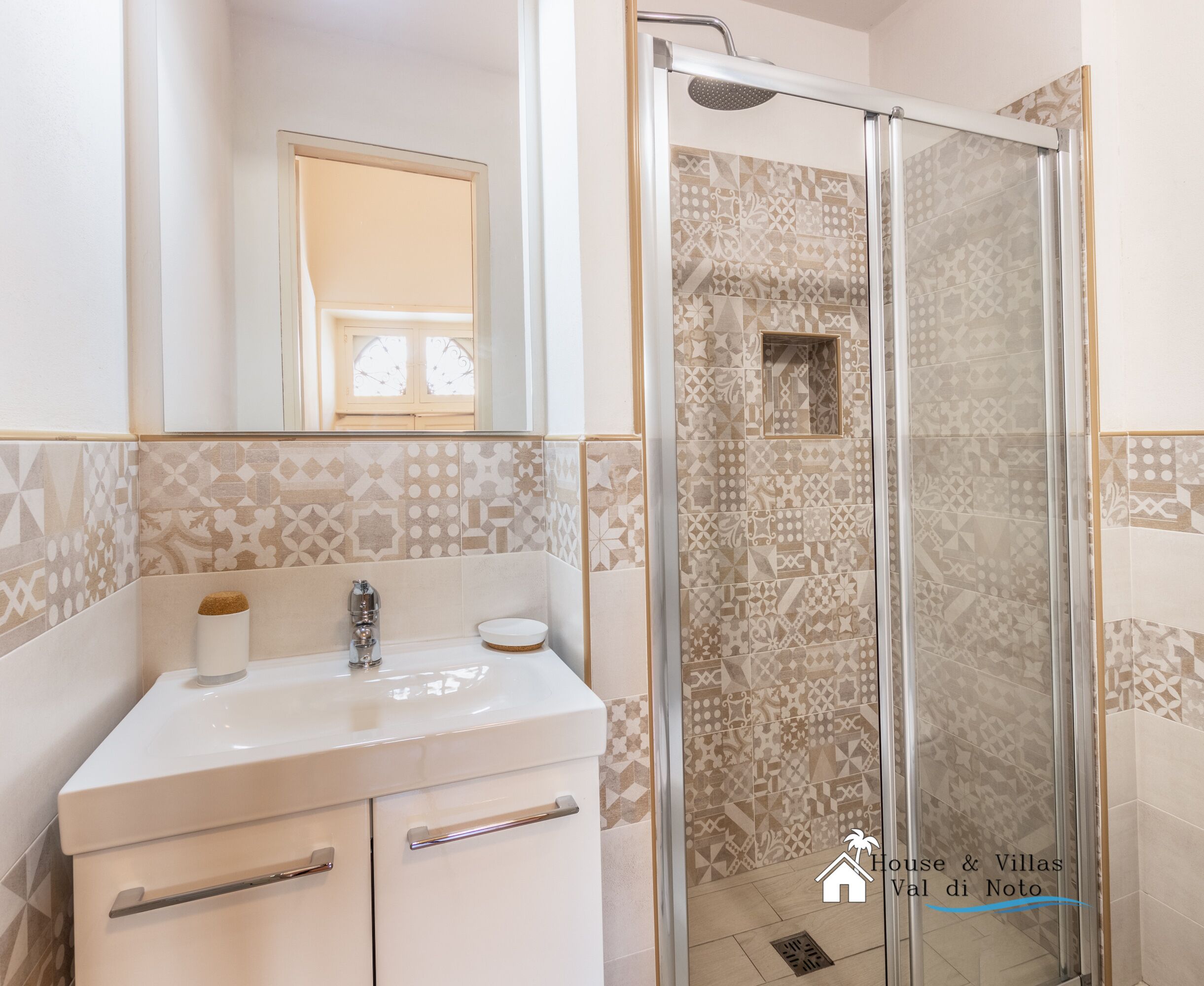 House&Villas Liberty Guest House, Avola, Vacation Rental Apartment