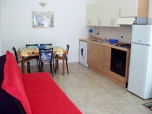 Apartment, 1 Bedroom | Dining