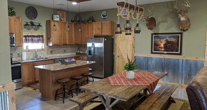 Hiljainen maapaikka sijaitsee 10 minuutin päässä kaupungista