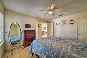 2 makuuhuonetta, silitysrauta/-lauta, ilmainen Wi-Fi, vuodevaatteet