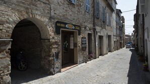Miscellaneous - The House Of Mario (Monte San Pietrangeli)