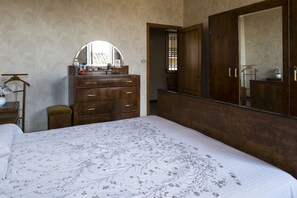 3 bedrooms