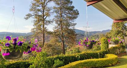 La Rayuela Valle de Bravo cabin