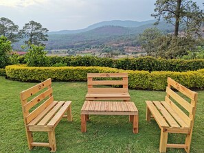 المنطقة المحيطة بالمنشأة