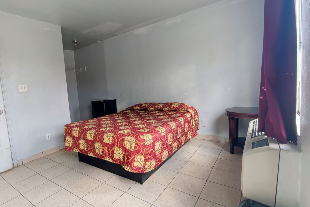 客房, 1 张大床, 无烟房