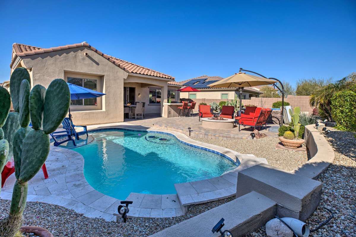 Serene Estrella Mountain Retreat