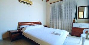 3 Schlafzimmer, Bügeleisen/Bügelbrett, WLAN, Bettwäsche