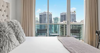 Newly Remodeled Studio at Miami Hotel - Parking included