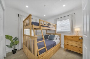 2 bedrooms, desk, iron/ironing board, travel crib