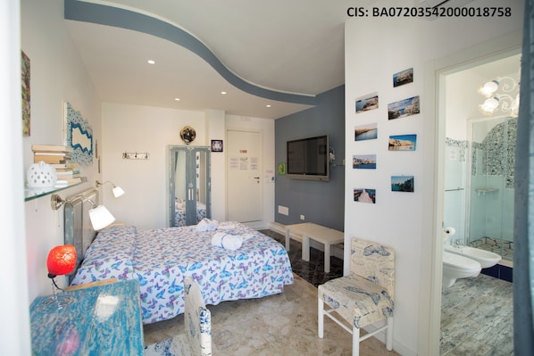1 bedroom, minibar, soundproofing