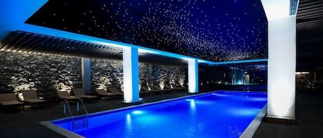 Indoor pool, outdoor pool