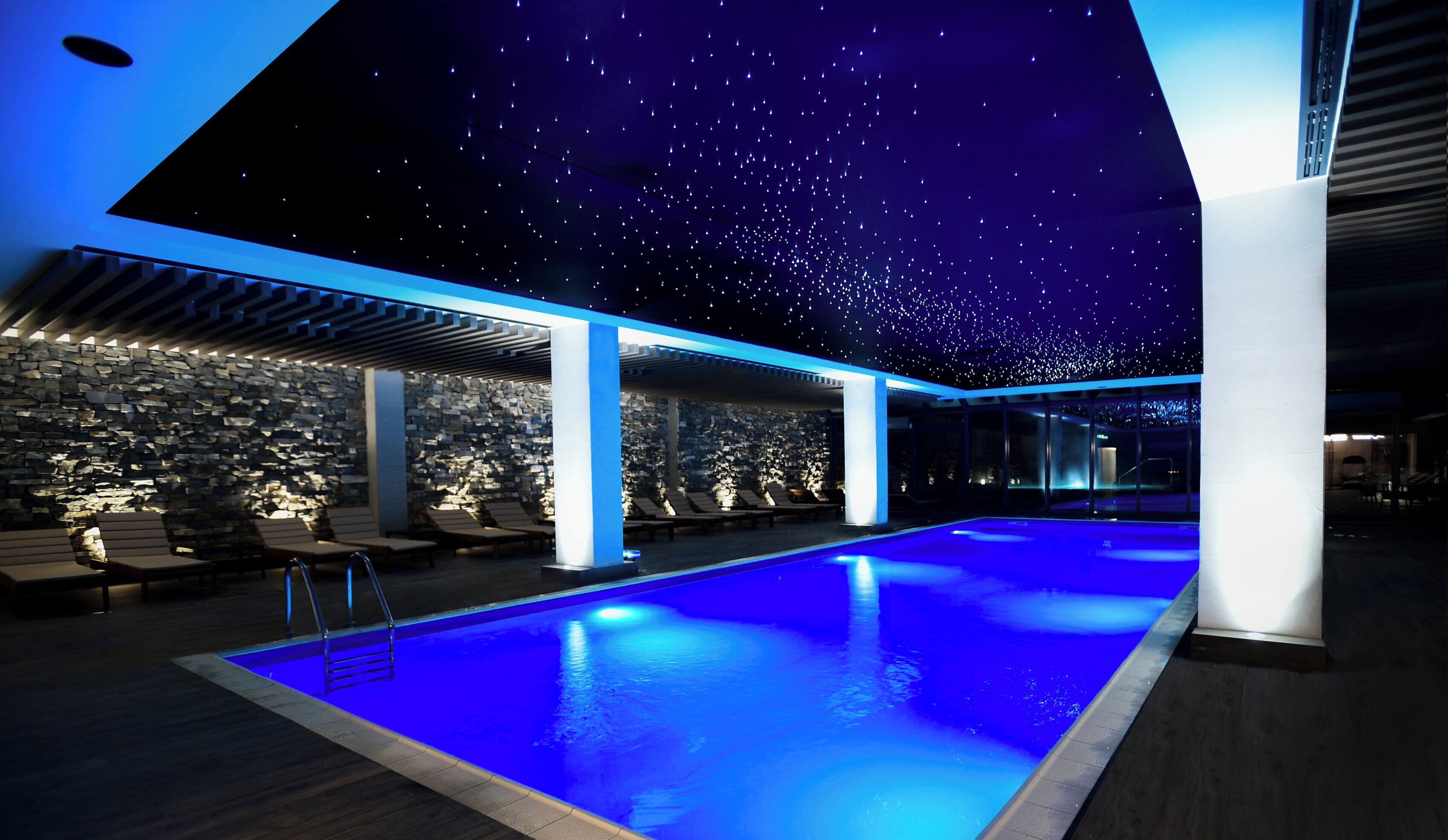 Piscine couverte