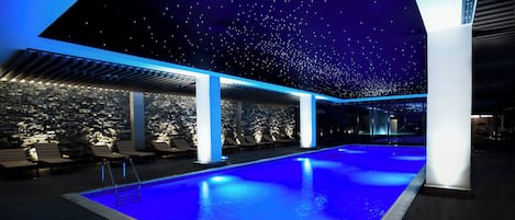 Piscine couverte