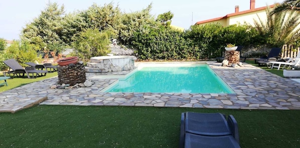 Apartment, 2 Bedrooms, Smoking | Pool