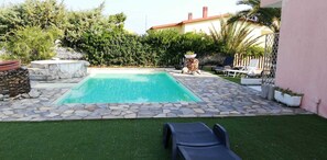 Appartement, 2 chambres, fumeurs | Piscine | Piscine extérieure